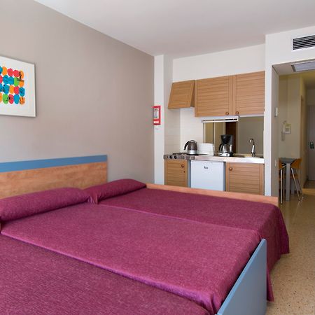 Medplaya Aparthotel Esmeraldas Тоса де Мар Екстериор снимка