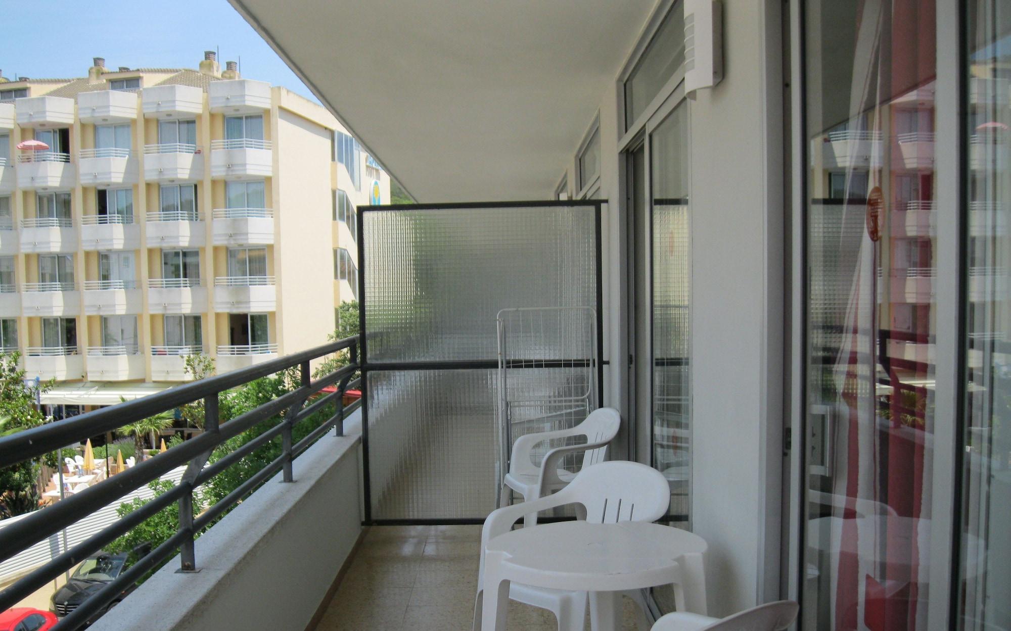 Medplaya Aparthotel Esmeraldas Тоса де Мар Екстериор снимка