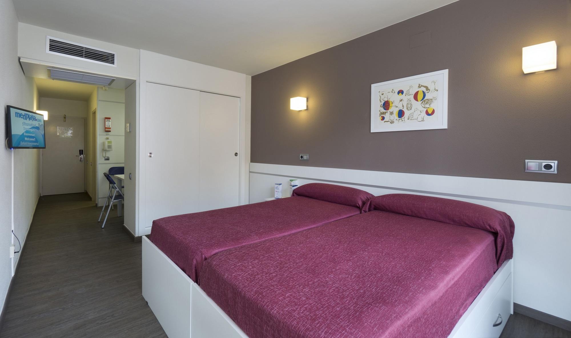 Medplaya Aparthotel Esmeraldas Тоса де Мар Екстериор снимка