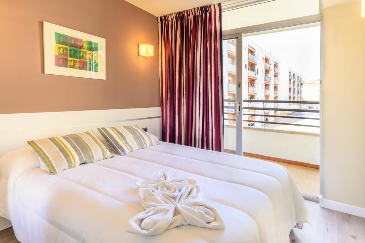 Medplaya Aparthotel Esmeraldas Тоса де Мар Екстериор снимка