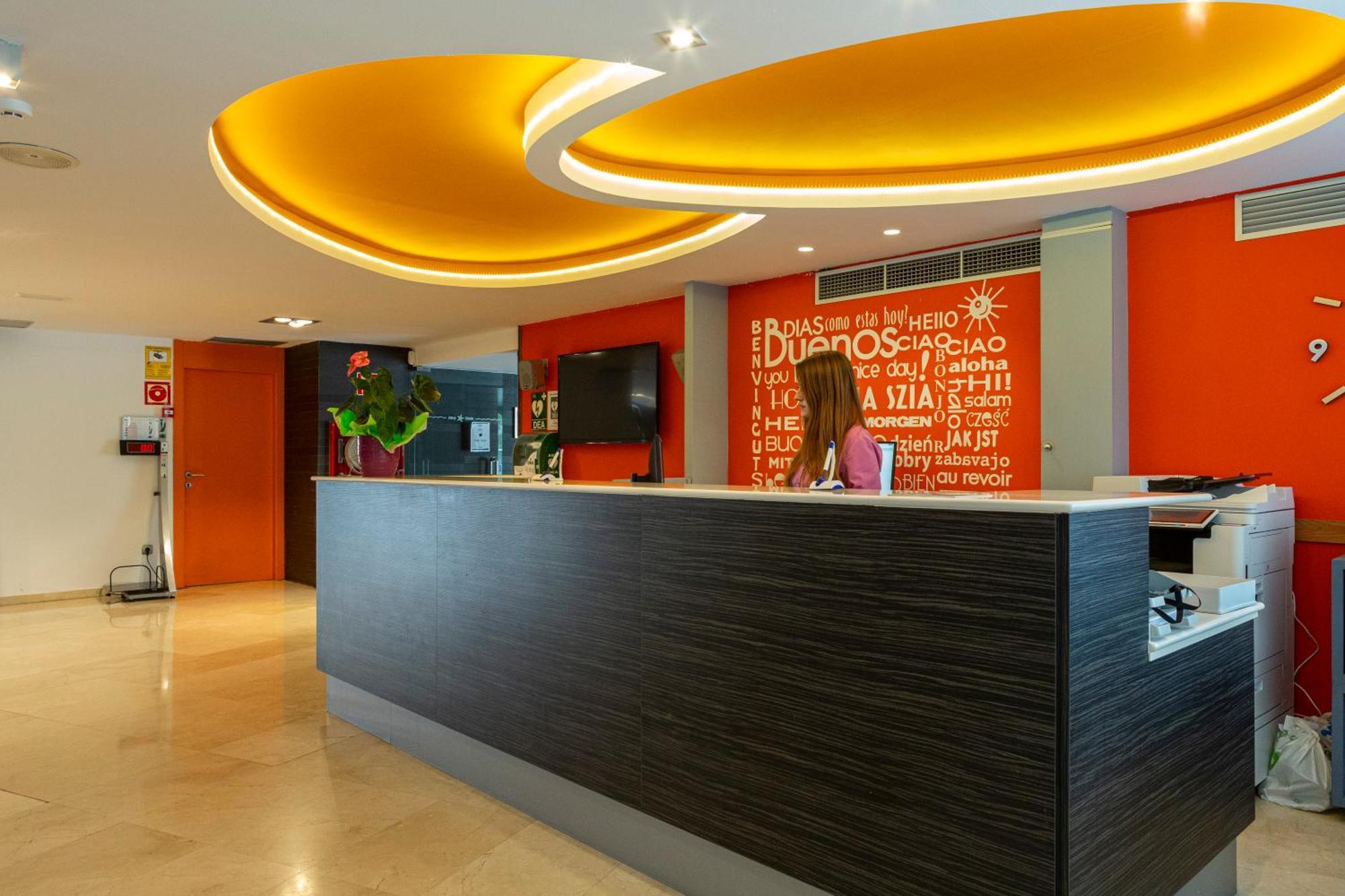 Medplaya Aparthotel Esmeraldas Тоса де Мар Екстериор снимка