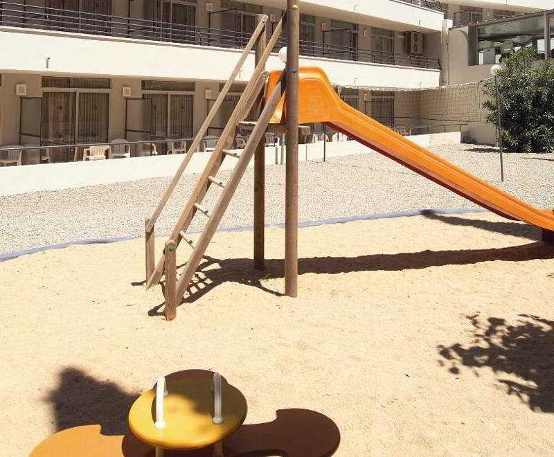 Medplaya Aparthotel Esmeraldas Тоса де Мар Екстериор снимка