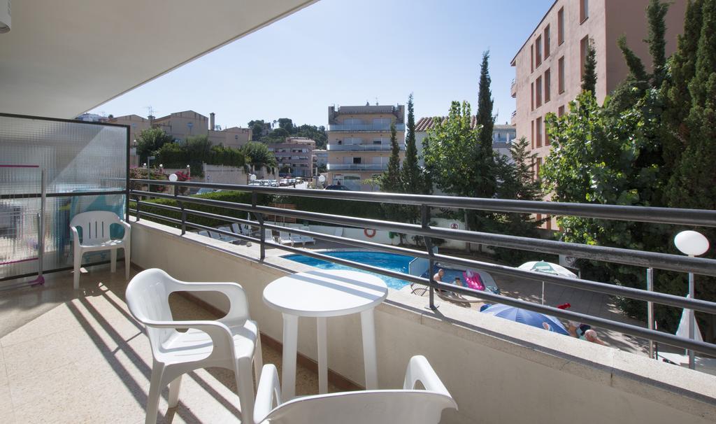Medplaya Aparthotel Esmeraldas Тоса де Мар Екстериор снимка